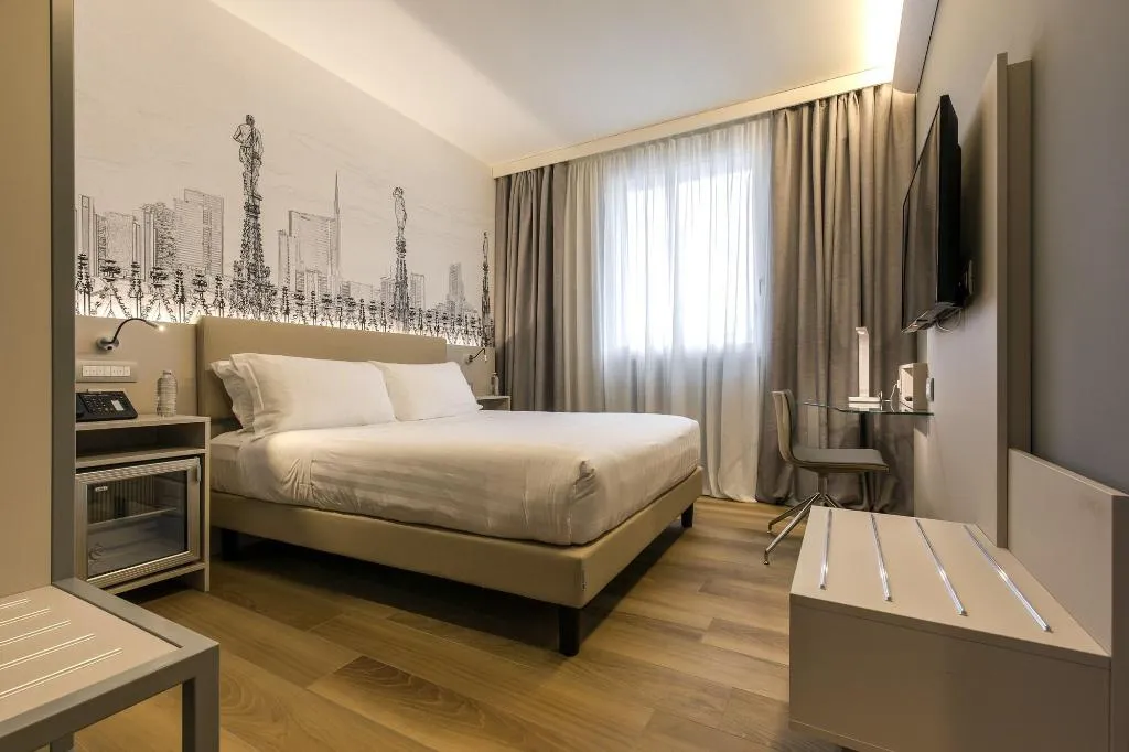 Room, 43 Station Hotel, Milan
