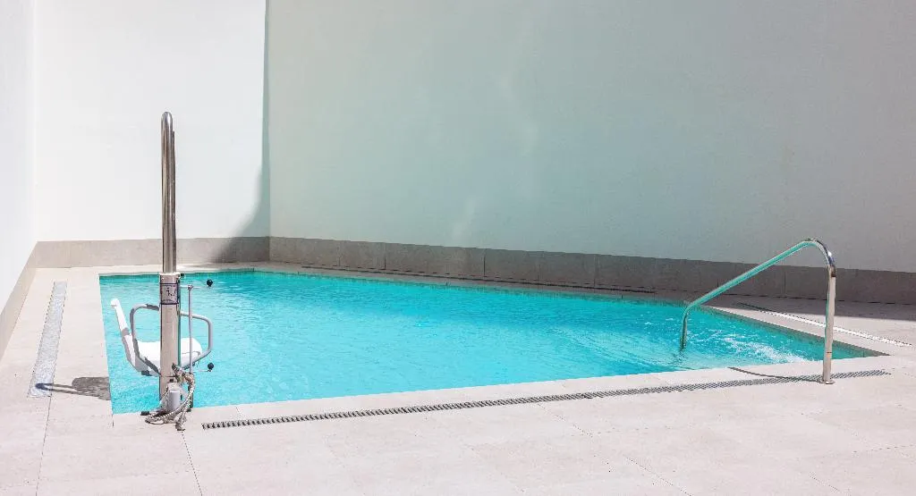 Pool, Virgen de los Reyes, Seville