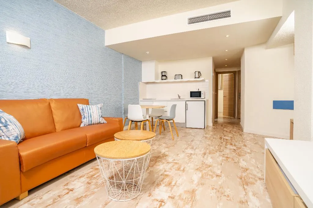 APARTMENT SEA VIEW Room, HOVIMA La Pinta Beachfront Family Hotel, Tenerife