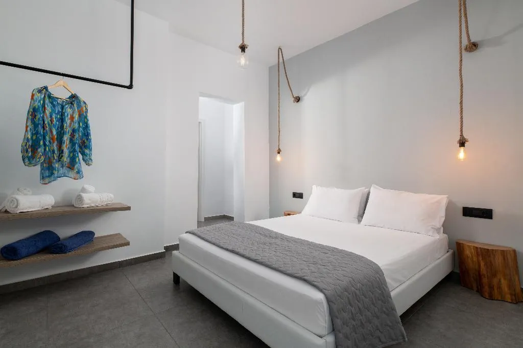 VILLA SIX BEDROOMS WITH MORE THAN THREE BATHROOMS Room, Southrock Villas, Rhodes