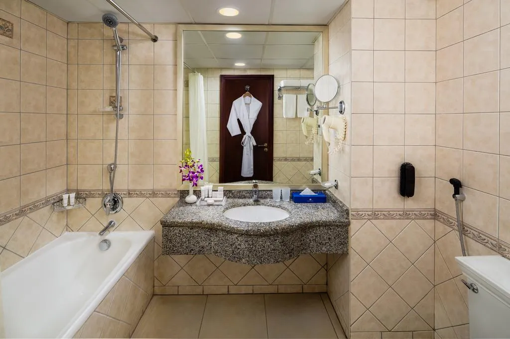 APARTMENT TWO BEDROOMS Room, Savoy Crest Hotel Apartments, Dubai