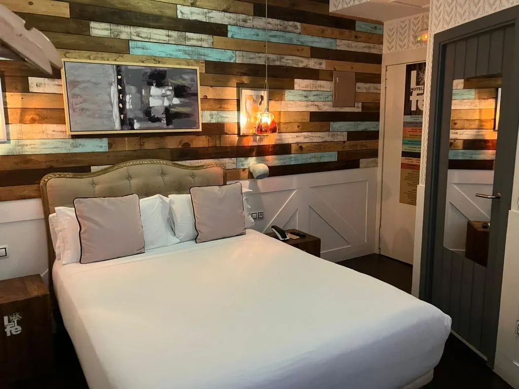Double or Twin CLASSIC Room, Life Gran Via - Tropical Garden, Madrid