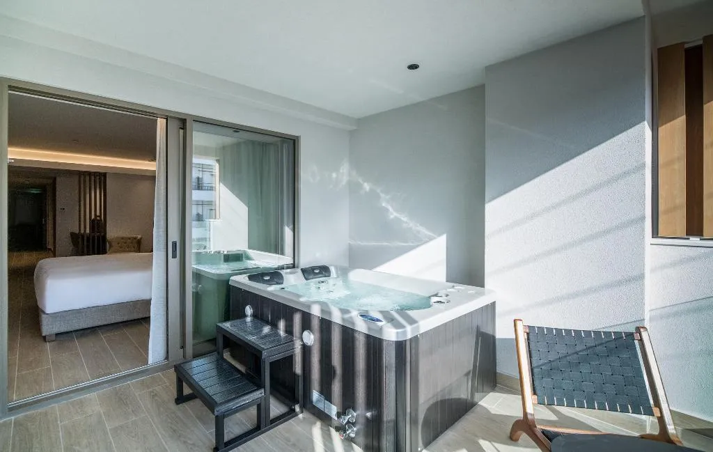 Double or Twin WITH JACUZZI Room, AKASHA Beach Hotel and Spa, Crete