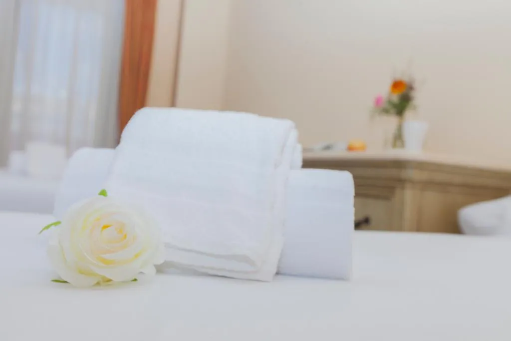 Room, Dorma Juan De Austria, Madrid