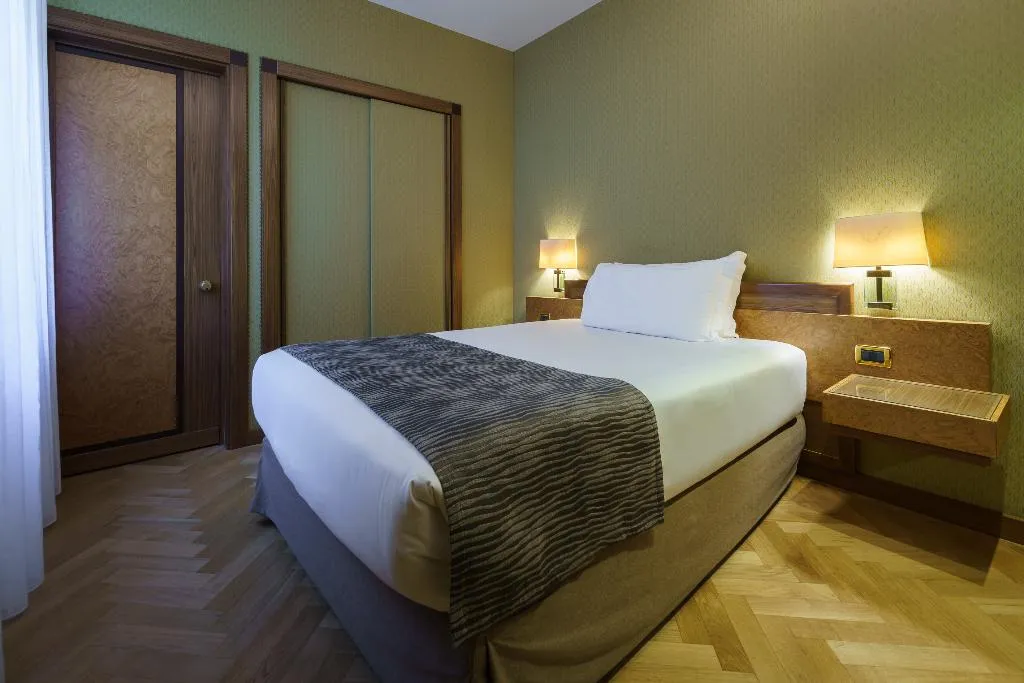 Room, Exe Majestic, Naples