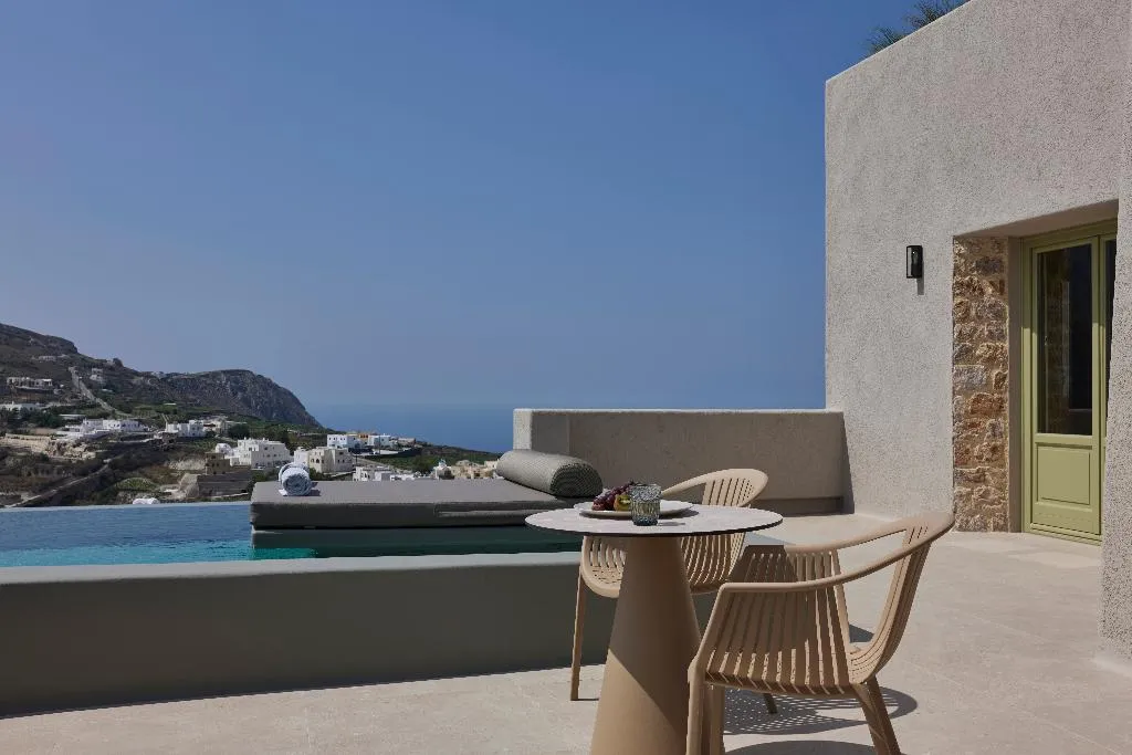 SUITE EXECUTIVE SEA VIEW Room, Aeon Suites by Mr and Mrs White, Santorini