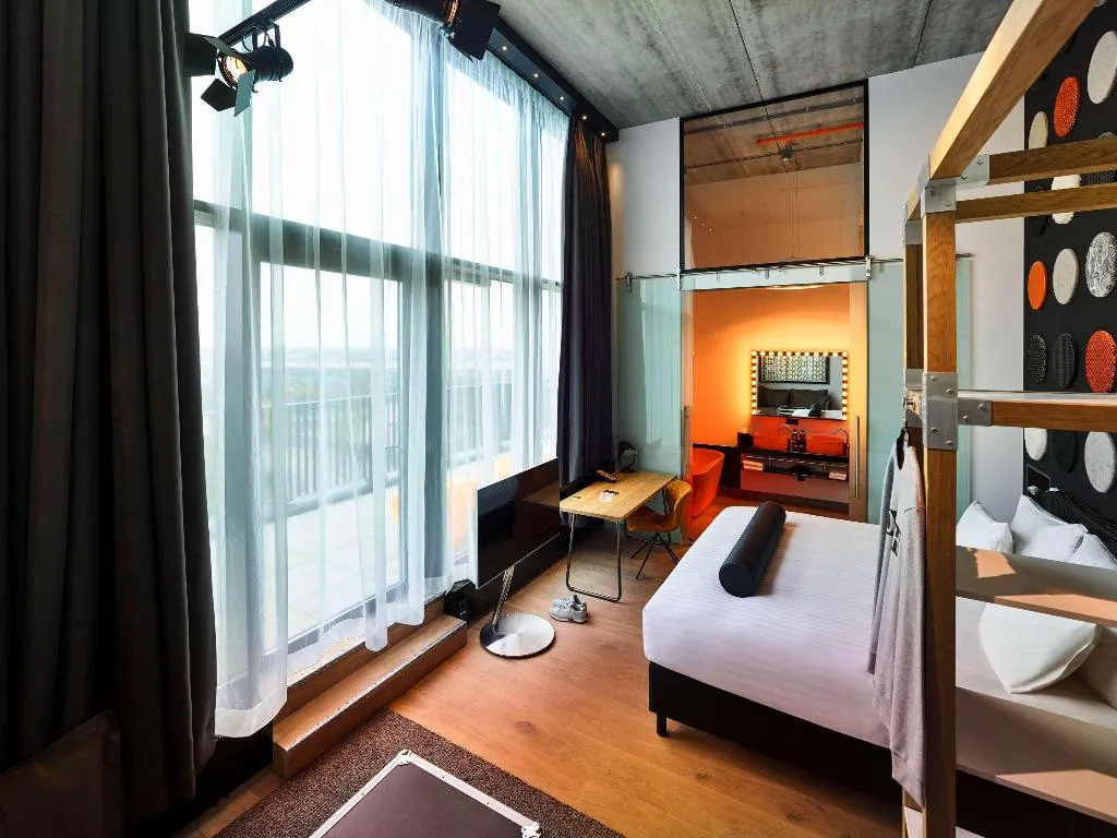 SUITE STANDARD Room, Jaz in the City Amsterdam, Amsterdam