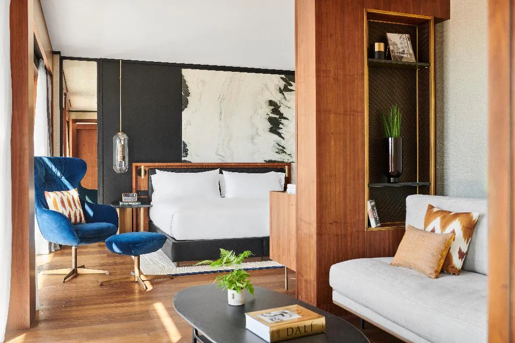 JUNIOR SUITE WITH TERRACE Room, Thompson Madrid, part of Hyatt, Madrid