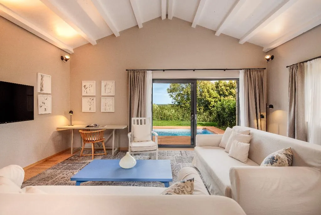 VILLA WITH PRIVATE POOL Room, Meneghetti Wine Hotel & Winery, Istria