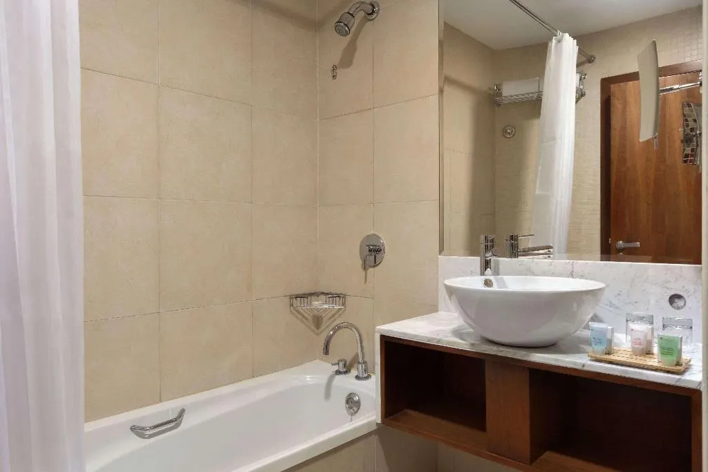 Room, Montreal Barsha Hotel, Dubai