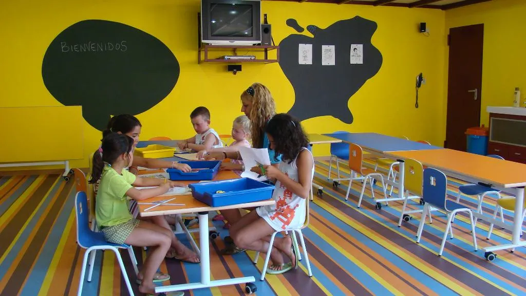 Sports and Entertainment, Las Palmeras, Costa Del Sol