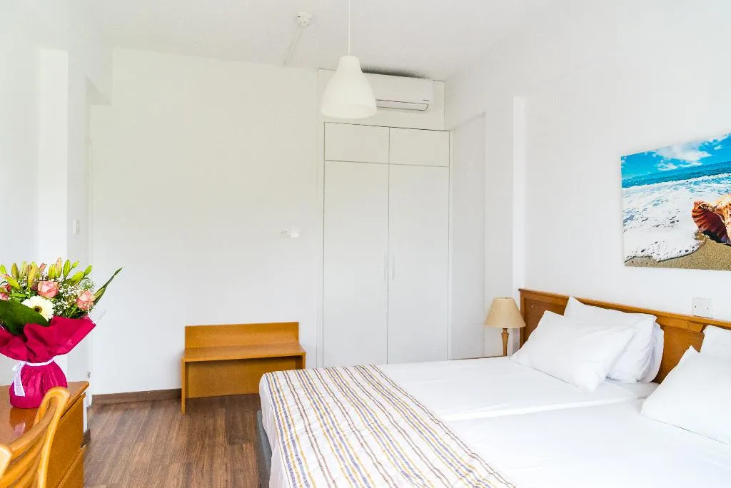 APARTMENT SIDE SEA VIEW ONE BEDROOM Room, Helios Bay Hotel Apts & Villas, Cyprus