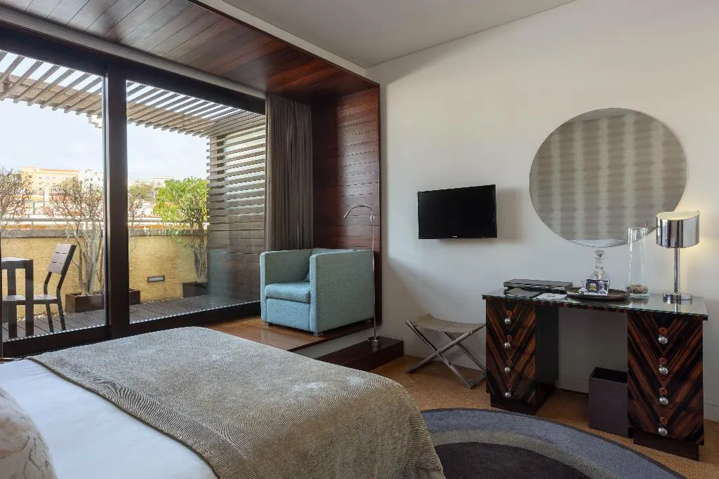 Room WITH TERRACE Room, Hotel Britania Art Deco, Lisbon