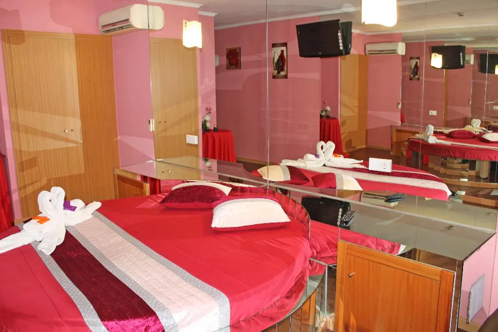 Room, Residencial Monte Carlo, Porto