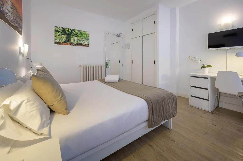 Double or Twin SUPERIOR Room, NeoMagna Madrid, Madrid