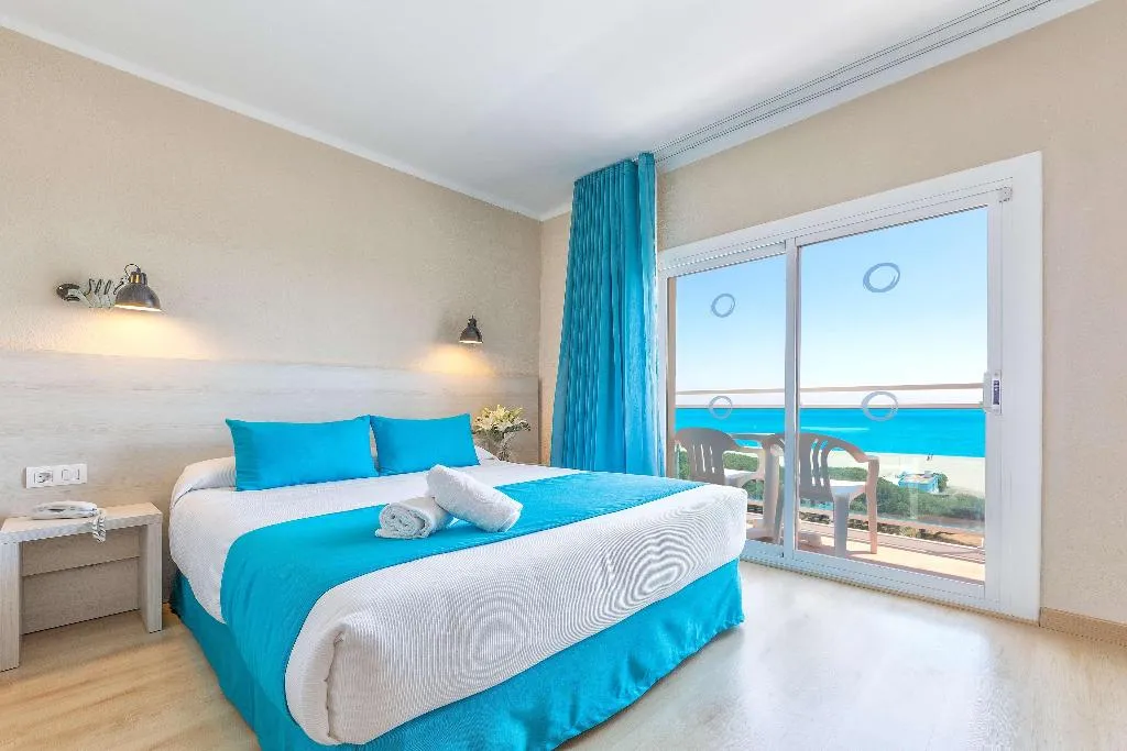Room, Alegria Maripins, Costa Brava