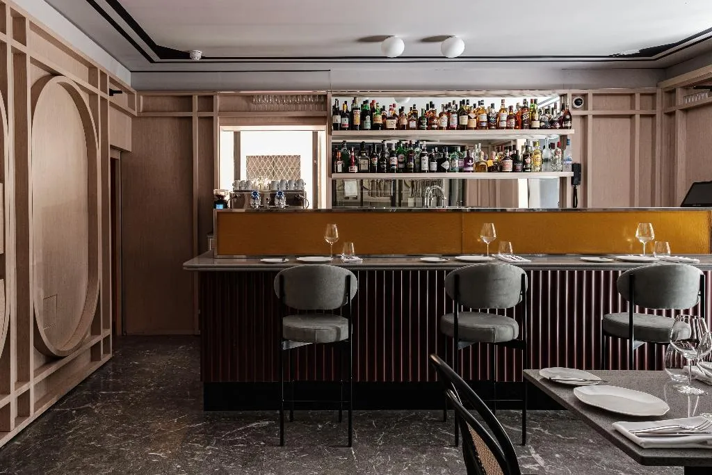 Bar, Rosselli - AX Privilege, Malta