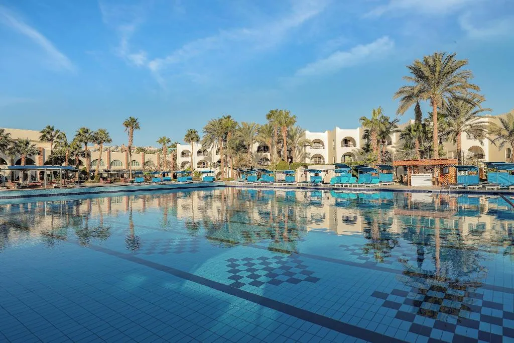 Pool, Arabia Azur Resort, Red Sea Riviera