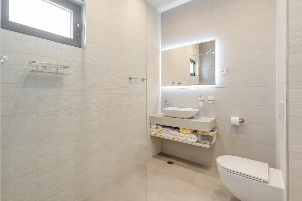 VILLA FOUR BEDROOMS Room, Villa Luna Podstrana, Split