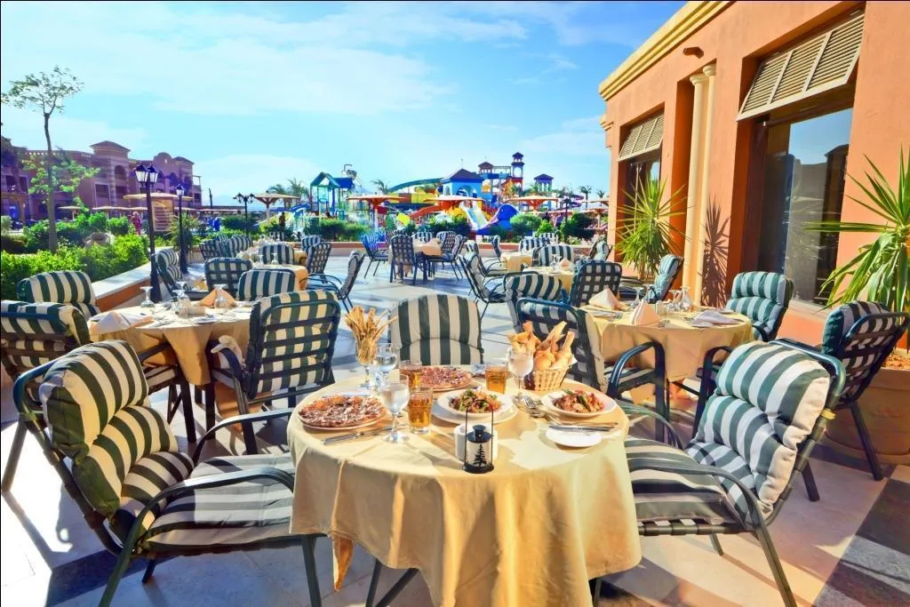 Restaurant, Charmillion Club Aqua Park, Red Sea Riviera