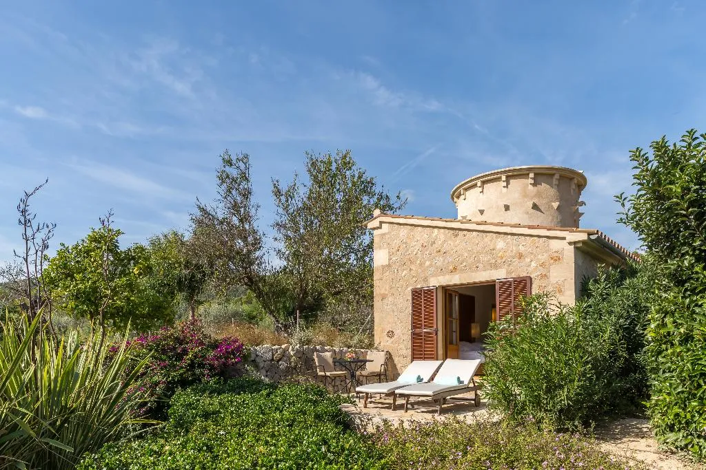 DOUBLE DELUXE WITH TERRACE Room, Castell Son Claret, Majorca