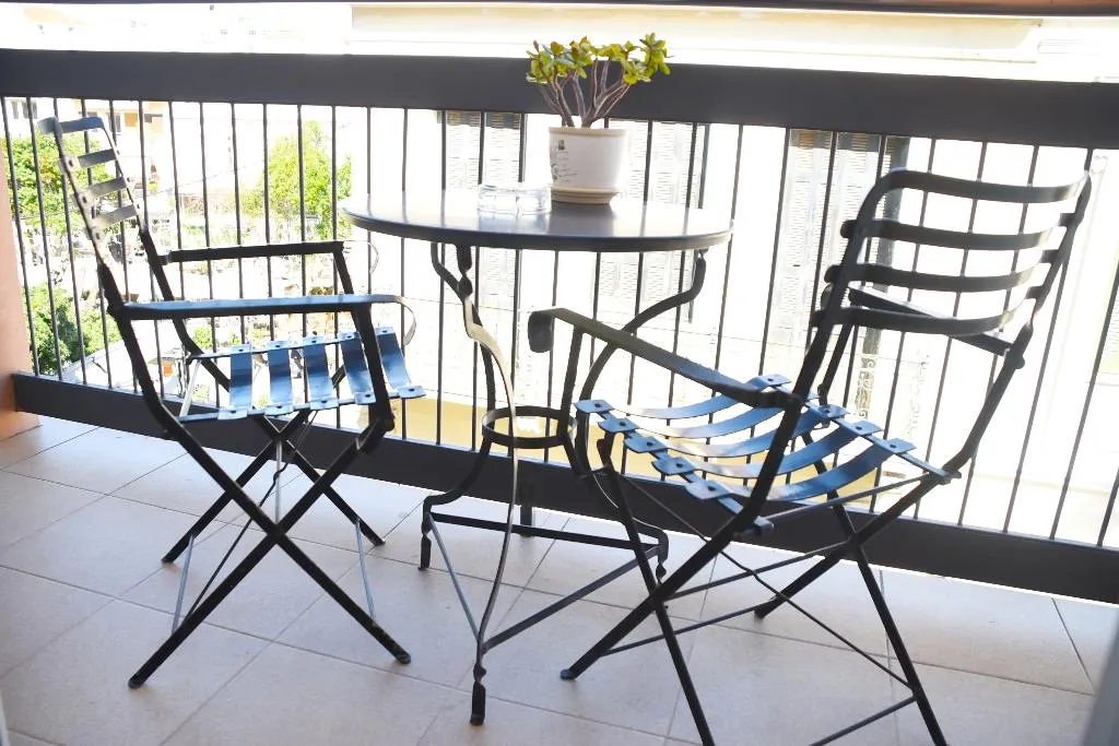 Terrace, Adrian, Athens