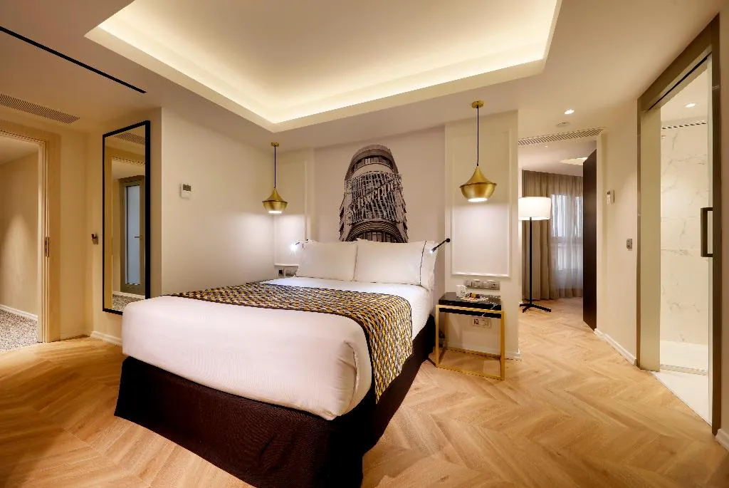 Double or Twin STANDARD Room, Eurostars Madrid Gran Via, Madrid