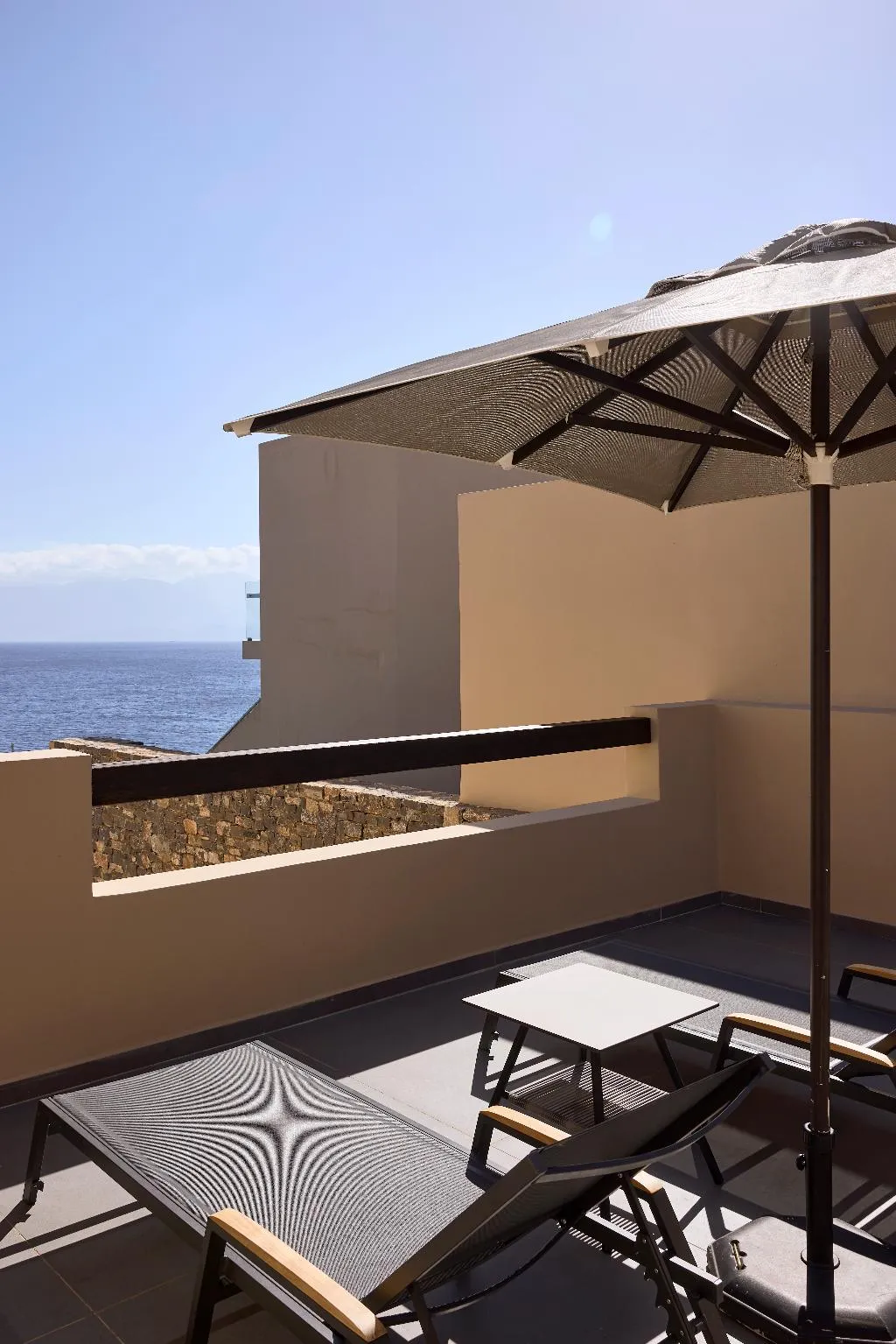 SUITE DELUXE SEA FRONT Room, Aquila Elounda Village Resort, suites & spa, Crete