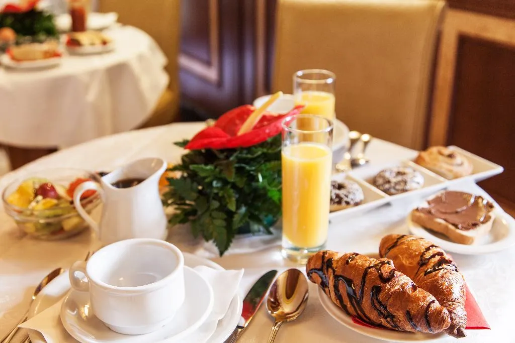 Restaurant, Hotel Manfredi Suite In Rome, Rome