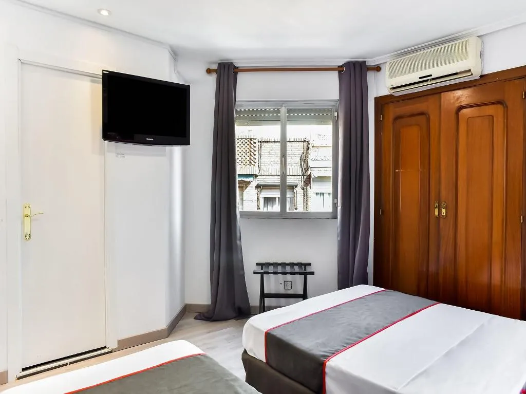 Room, Hello Feria, Madrid