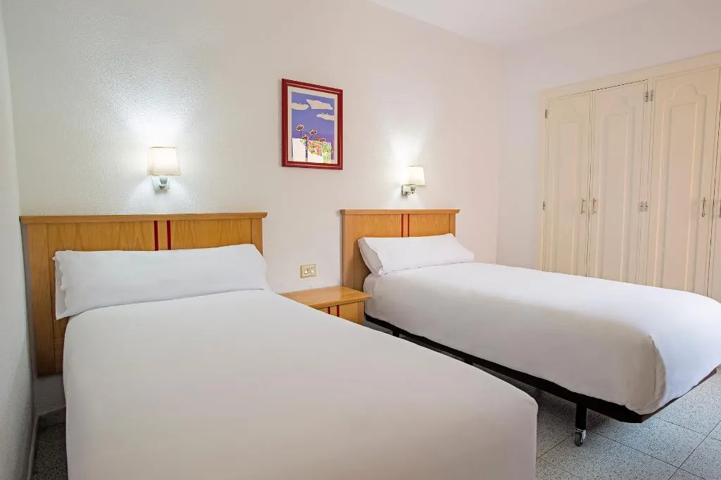 APARTMENT CAPACITY 3 Room, Apartamentos LIVVO Koala Garden, Gran Canaria