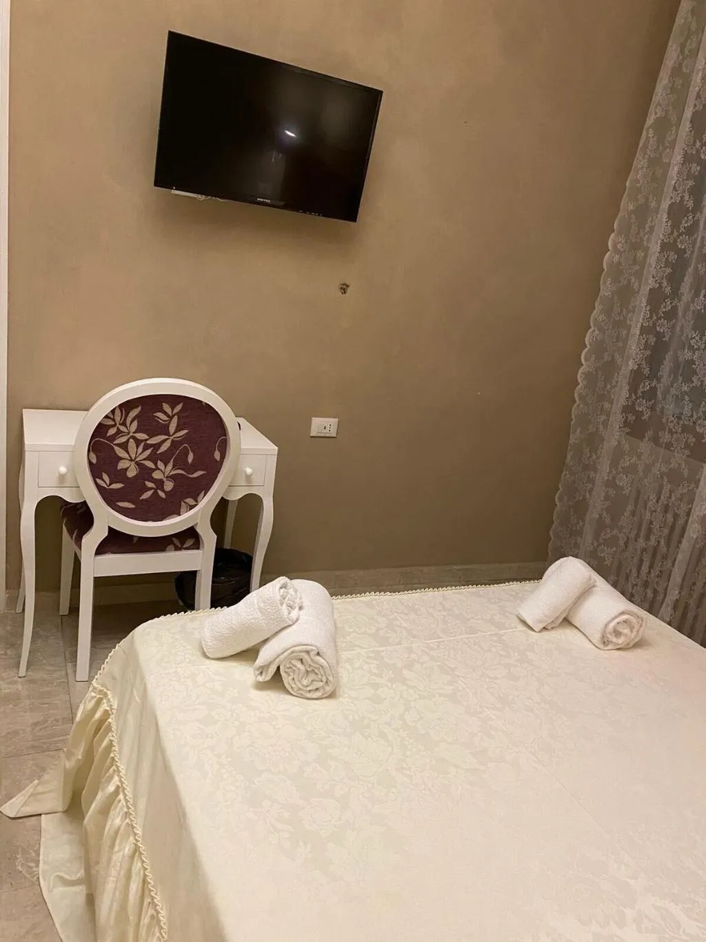 Room, Boutique Hotel Calais Milano, Milan
