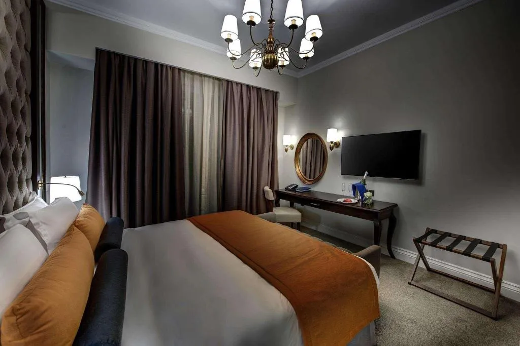 Room, Dukes The Palm Dubai Hotel, Dubai