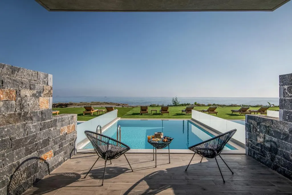 JUNIOR SUITE WITH PRIVATE POOL Room, Ebenus Suites "by Checkin", Crete