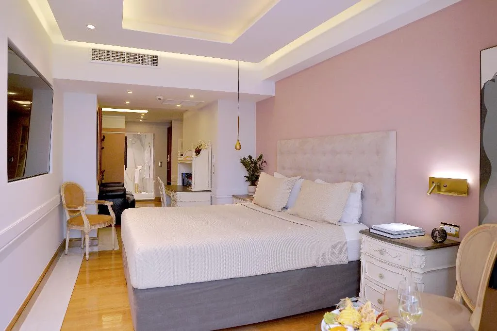 SUITE WITH VIEWS Room, Acropolian Spirit Boutique Hotel, Athens
