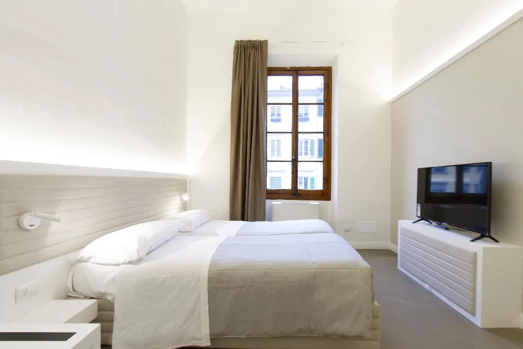APARTMENT DELUXE TWO BEDROOM Room, Palazzo dei Ciompi, Florence