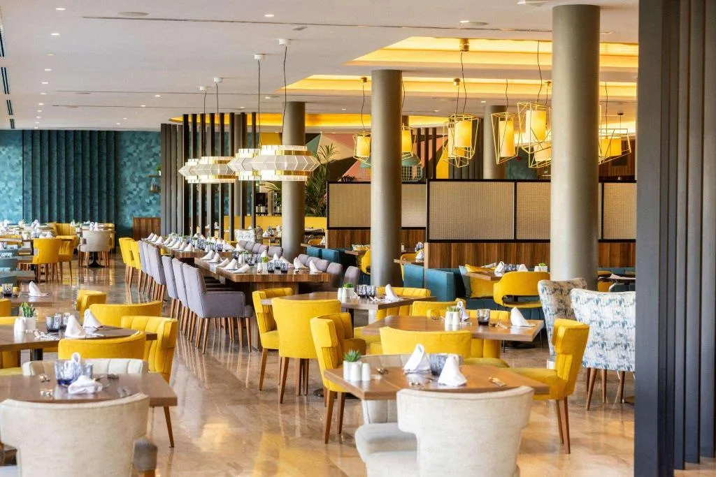 Restaurant, Zafiro Palace Palmanova, Majorca