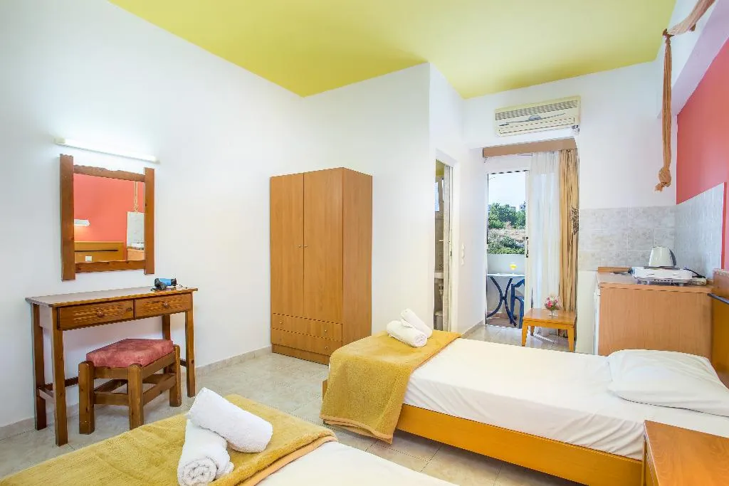 Room, Vickys Studios, Rhodes
