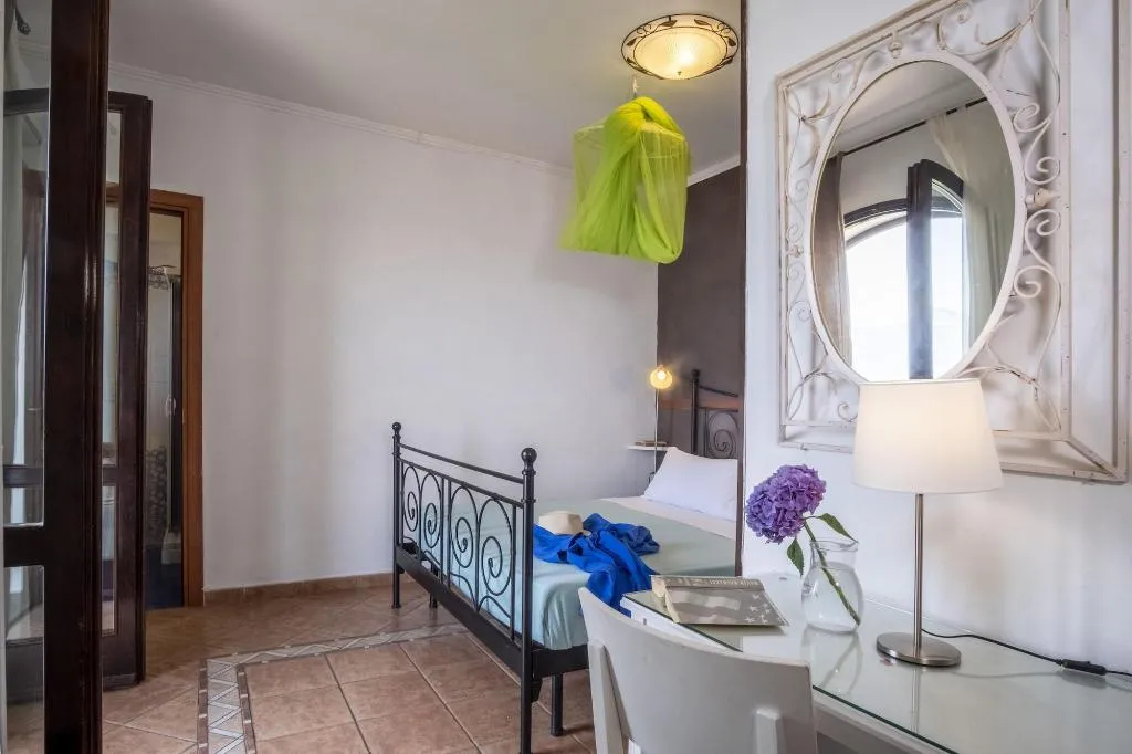 Room, Bed & Breakfast Villa Monica, Naples