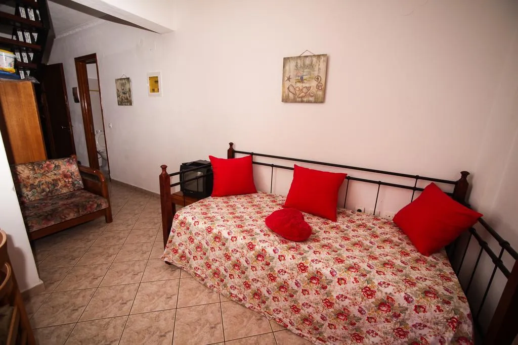 Room, Mary Apartments Sidari, Corfu