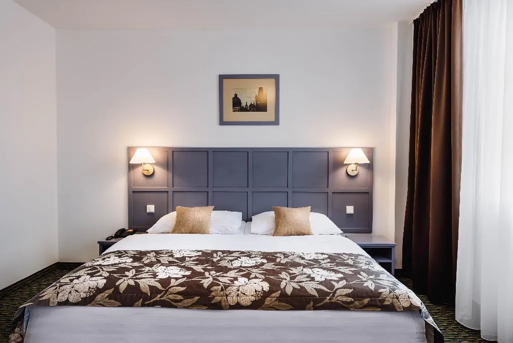 Double or Twin STANDARD Room, Central Hotel Prague, Prague