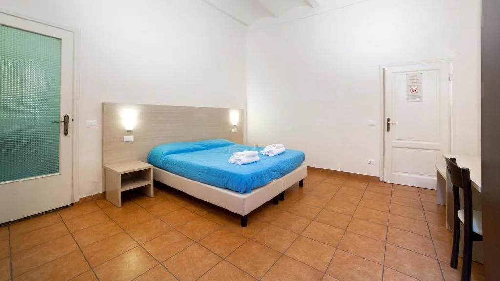 Room, Corte Passi, Florence