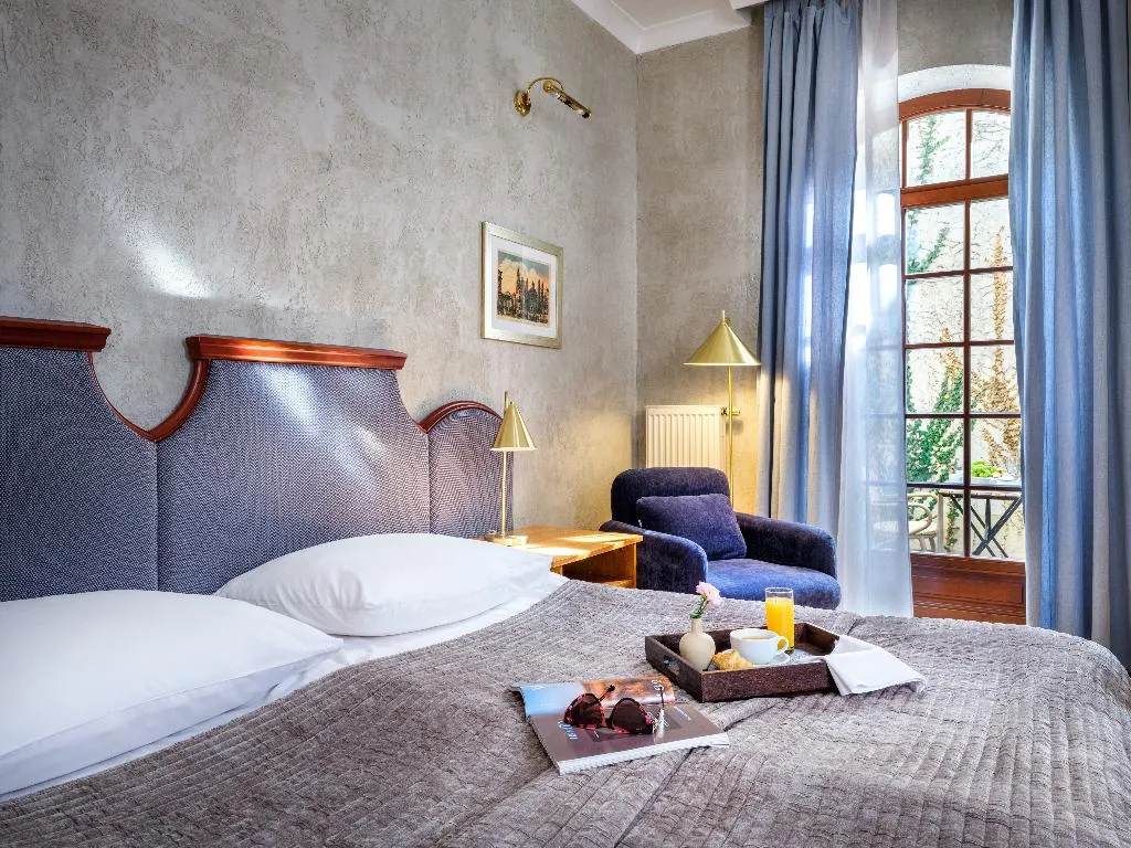 DOUBLE SUPERIOR Room, Hotel Maltanski, Krakow