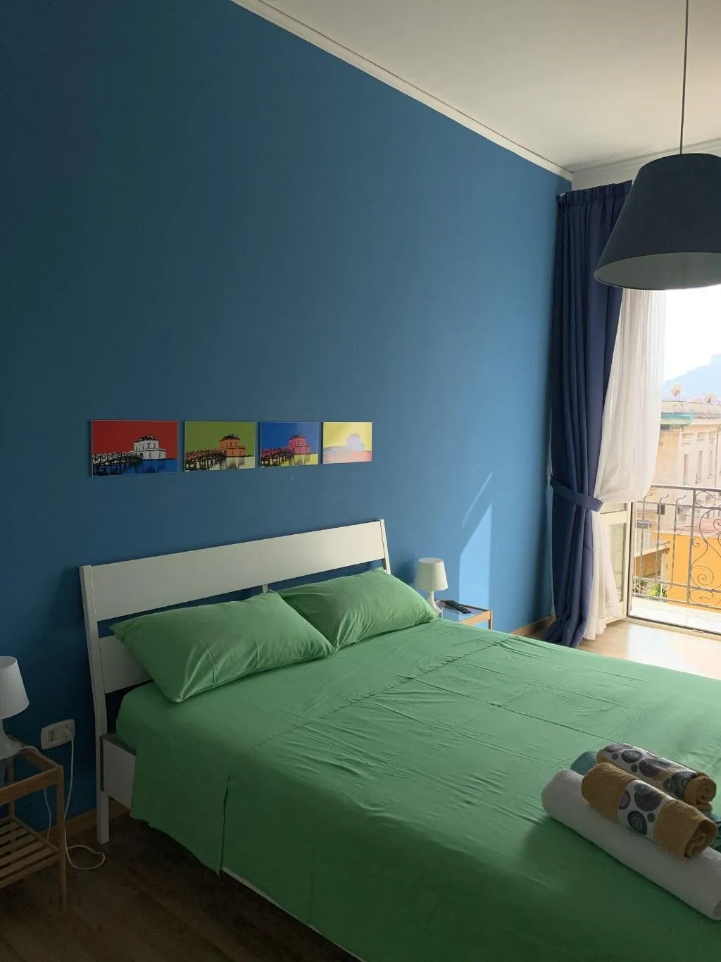 Room, B&B Tarumbò, Naples