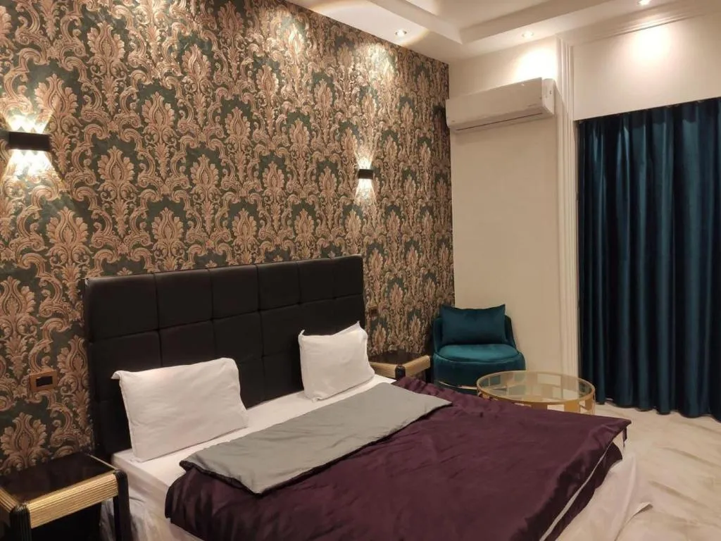 Room, Richmond Down Town, Cairo
