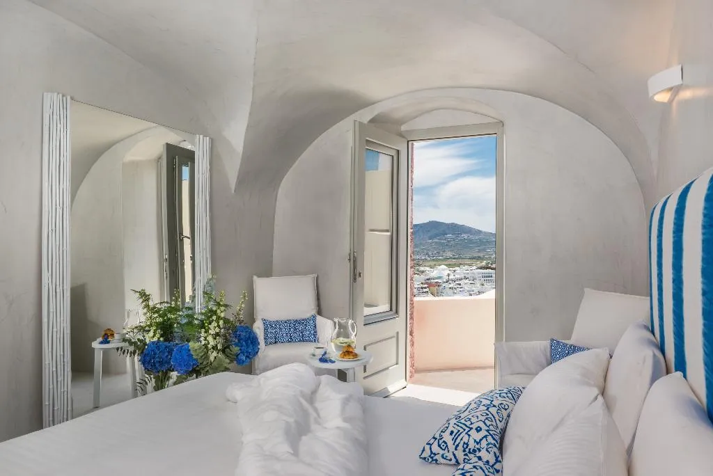 SUITE DELUXE Room, Mythical Blue Luxury Suites, Santorini