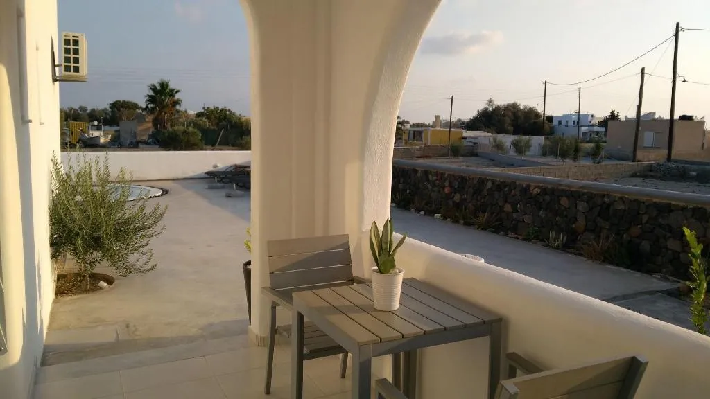 Room, Daylight, Santorini