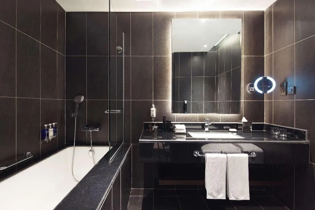 Room PREMIUM Room, Dukes The Palm Dubai Hotel, Dubai