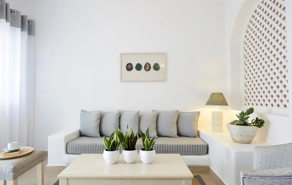 SUITE WITH PRIVATE POOL Room, Andromeda Villas, Santorini