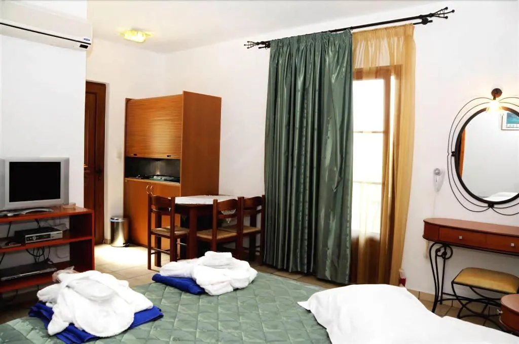 Room, Skiathos Island Suites, Skiathos